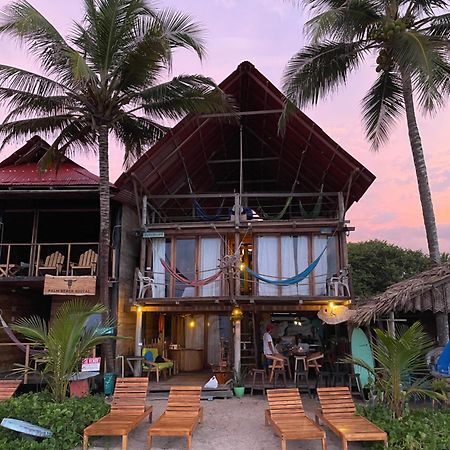 Hostal Velero Relax Guachaca Екстериор снимка