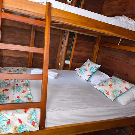 Hostal Velero Relax Guachaca Екстериор снимка