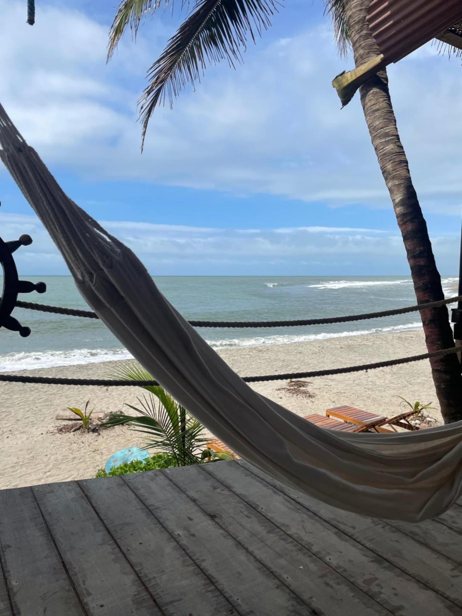 Hostal Velero Relax Guachaca Екстериор снимка
