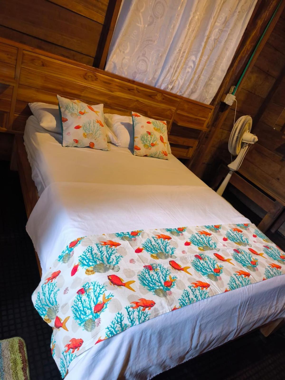 Hostal Velero Relax Guachaca Екстериор снимка